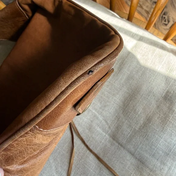 BALENCIAGA S02 Caramel Flat Brass Hobo Moto Bag, Chevre Leather - Rare & HTF - Picture 10 of 16